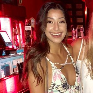 Meet your Posher, Sima